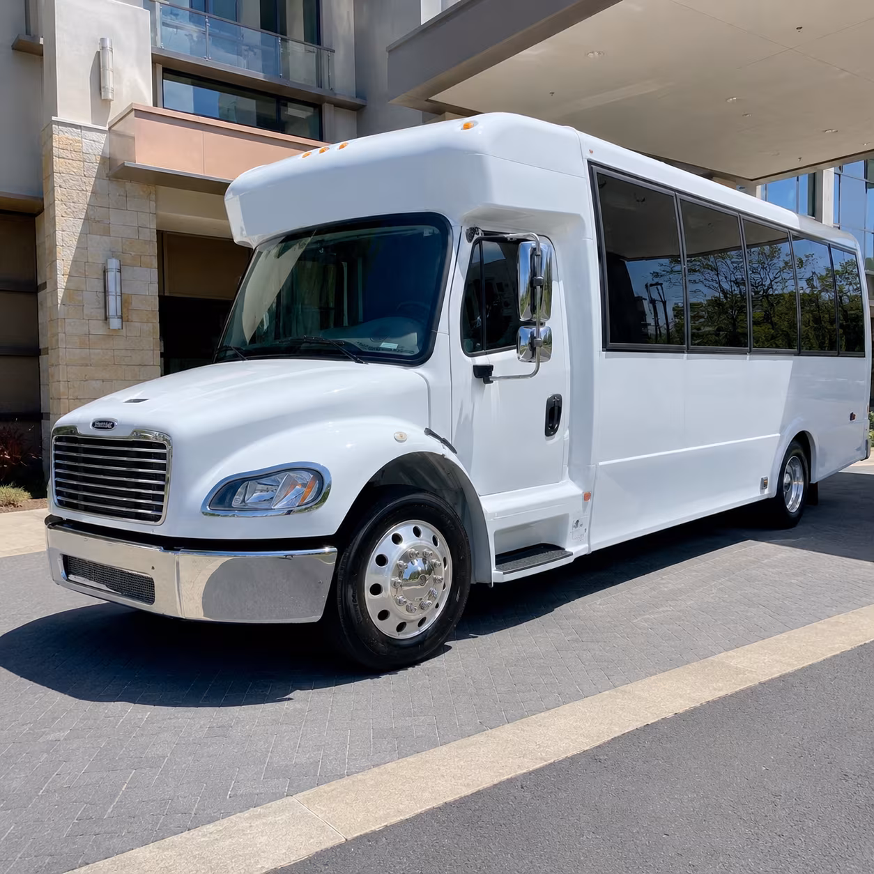 corporate airport transfer buses between gaithersburg and bwi dca and iad