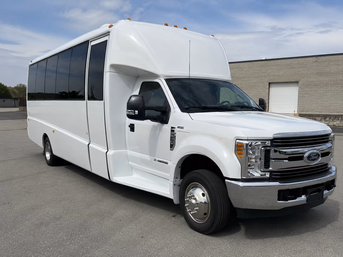 corporate and convention bus rentals in gaithersburg