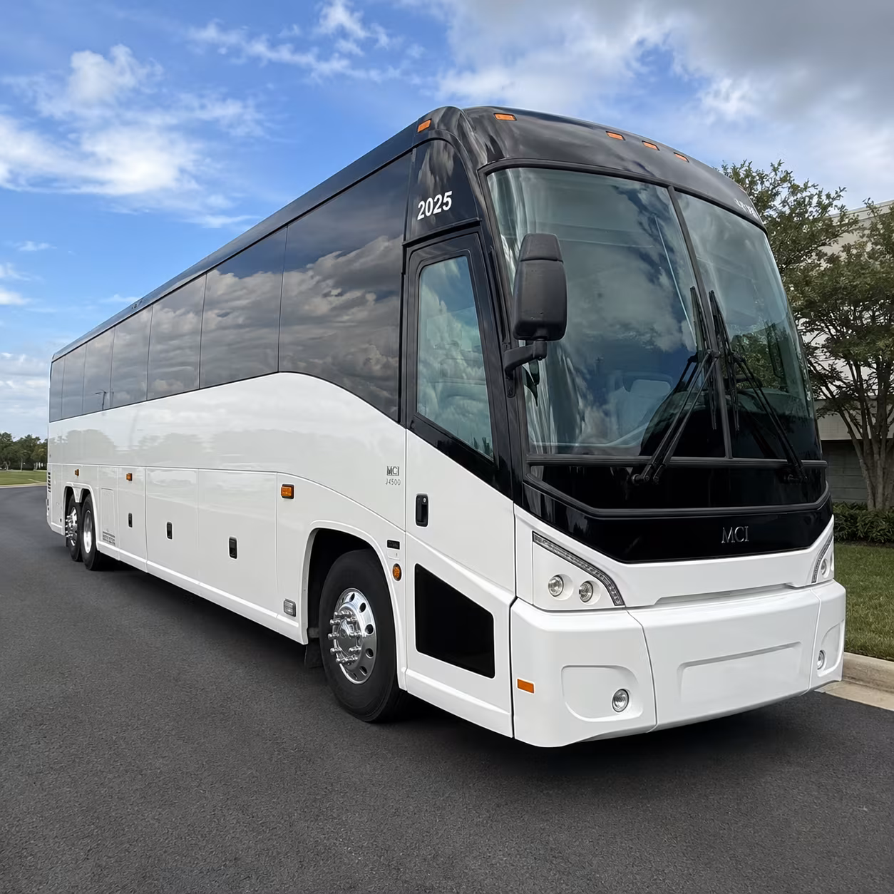 explore washington d c with a gaithersburg field trip charter bus