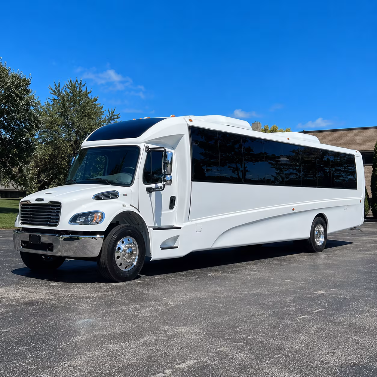 gaithersburg 30 passenger minibus